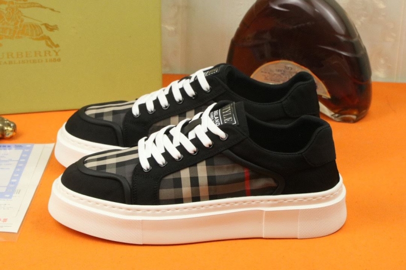 Burberry Sneakers